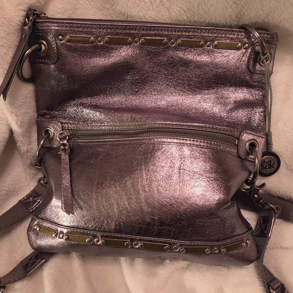 The Sak Metallic Pewter Crossbody Bag In EUC - Picture 4 of 9